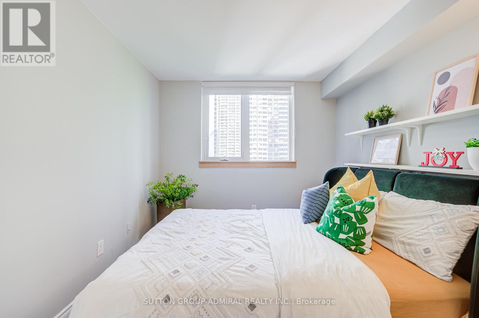 716 - 1055 Bay Street, Toronto, Ontario  M5S 3A3 - Photo 17 - C13635220
