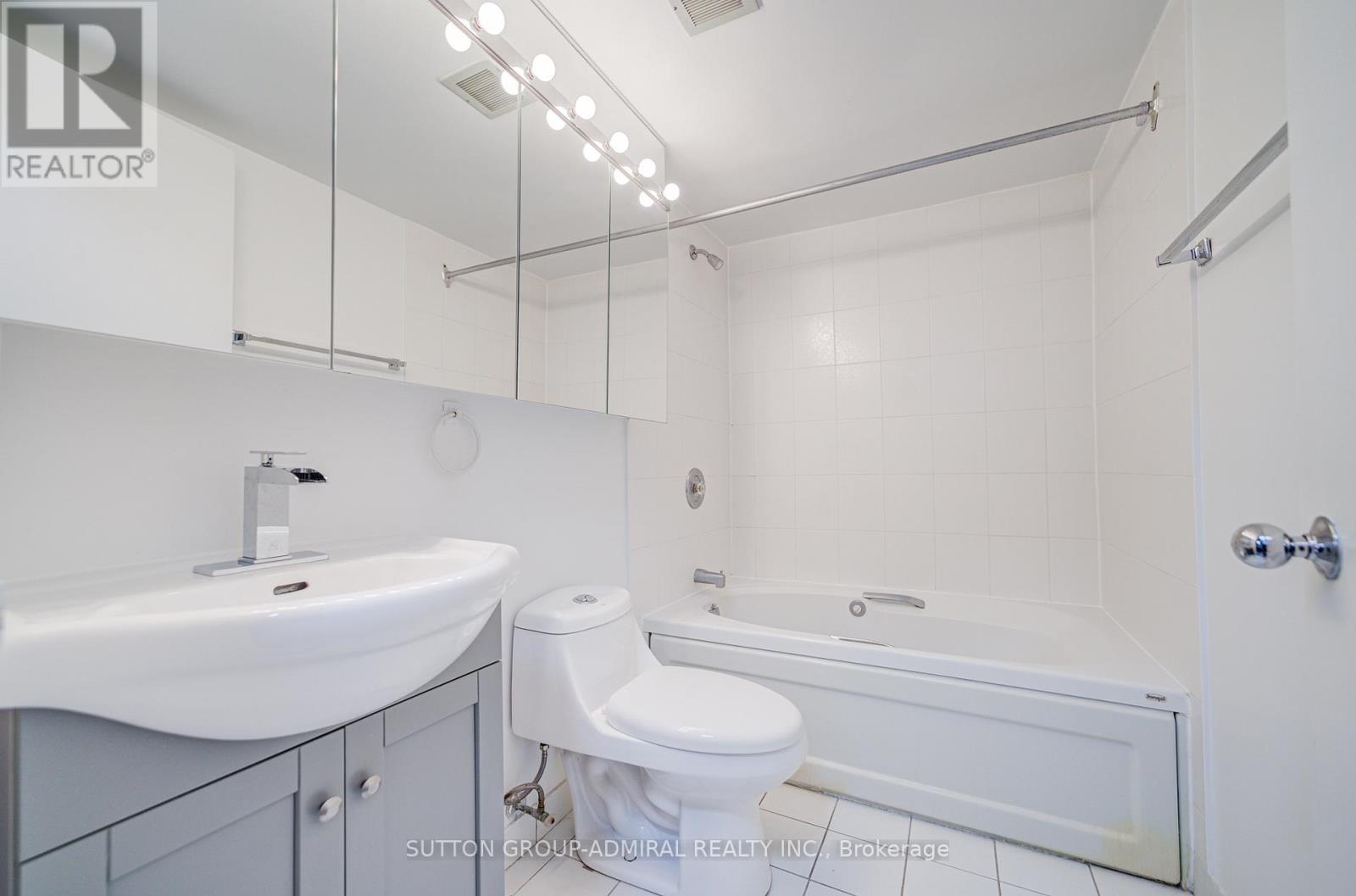 716 - 1055 Bay Street, Toronto, Ontario  M5S 3A3 - Photo 26 - C13635220