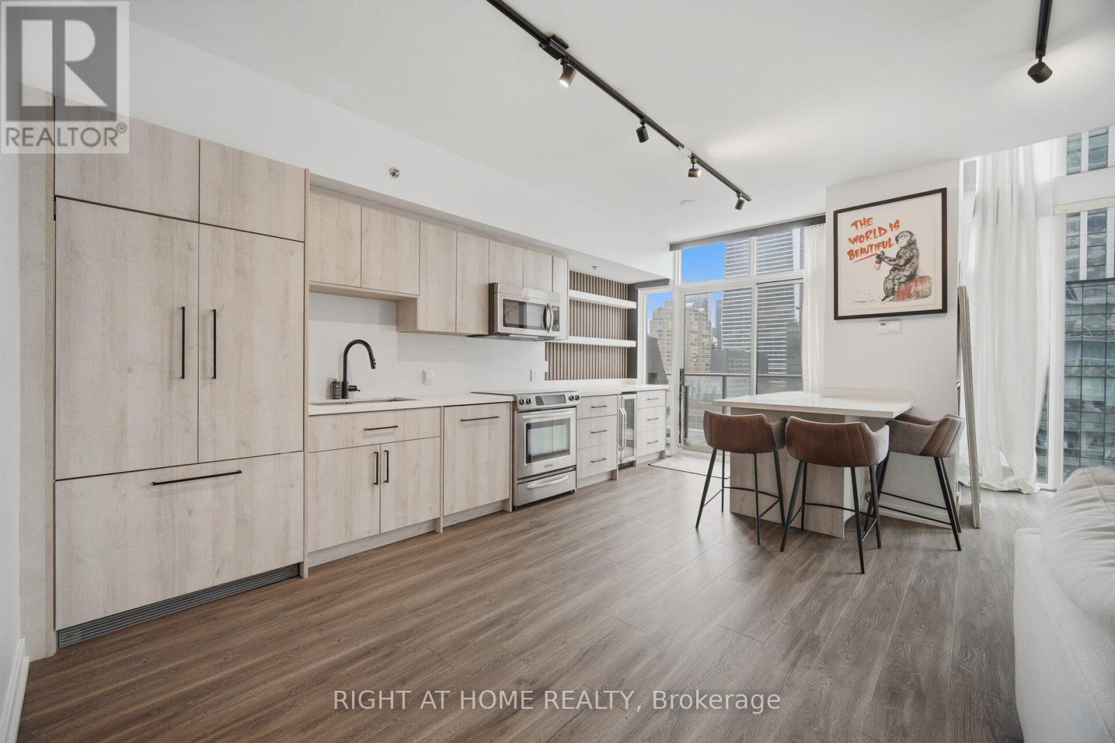 Lph01 - 21 Nelson Street, Toronto, Ontario M5V 3H9 - Photo 12 - C13635258