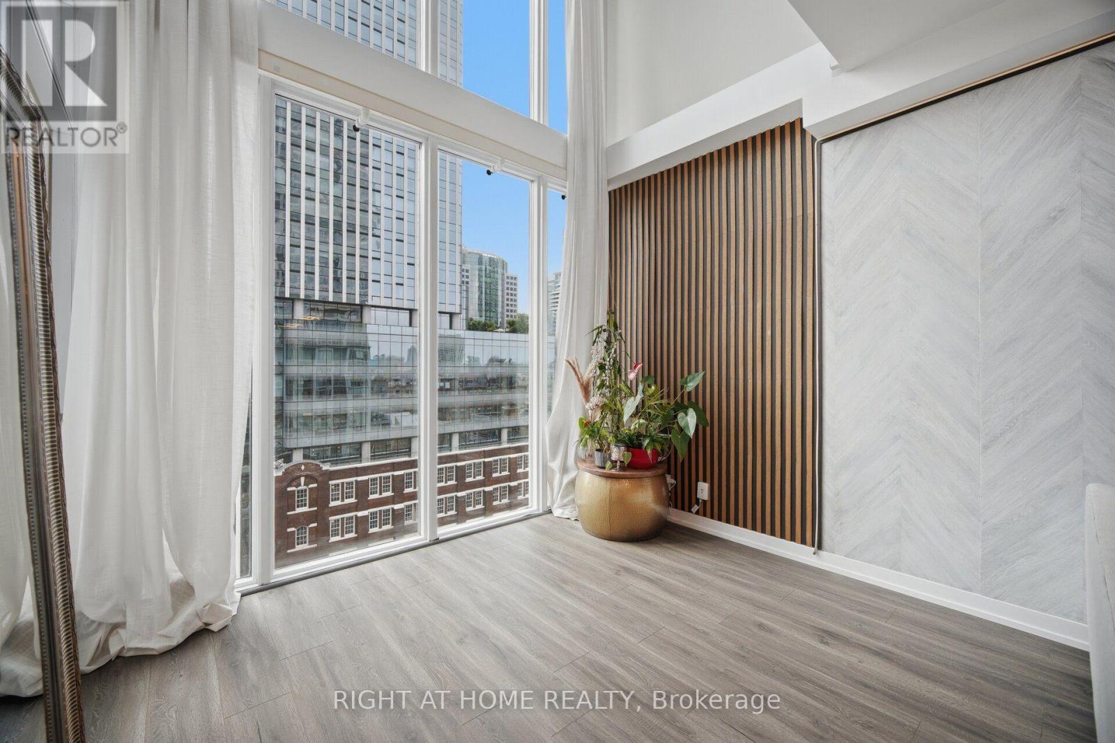 Lph01 - 21 Nelson Street, Toronto, Ontario M5V 3H9 - Photo 20 - C13635258