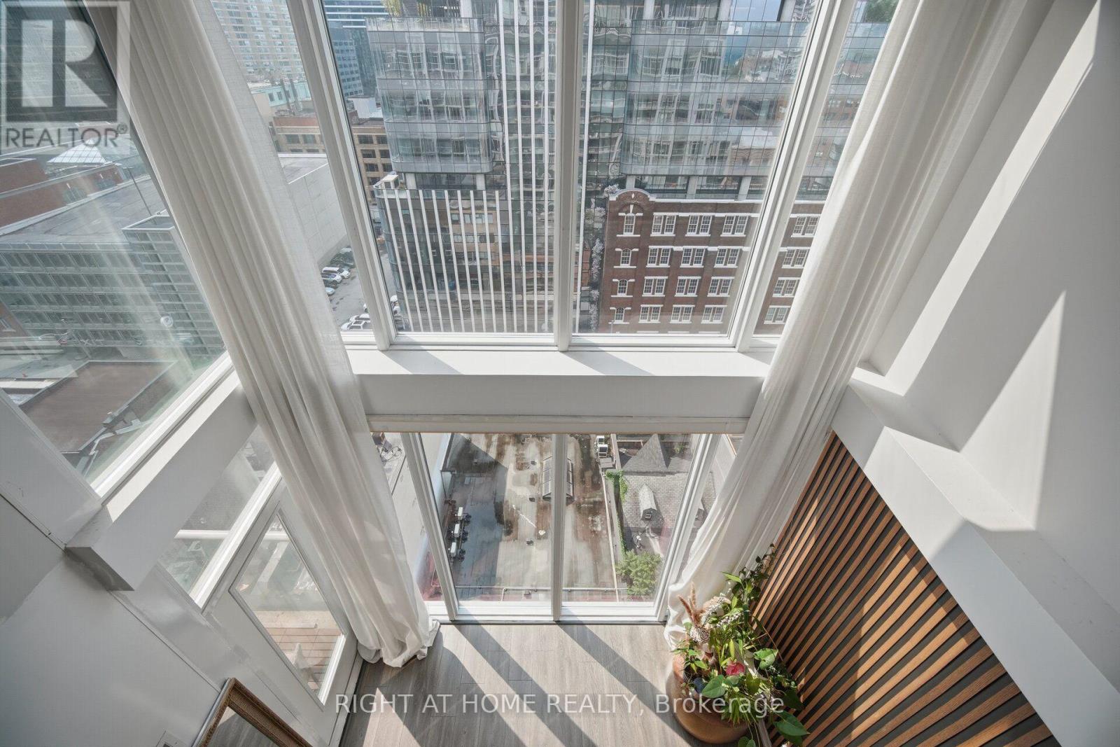 Lph01 - 21 Nelson Street, Toronto, Ontario M5V 3H9 - Photo 23 - C13635258