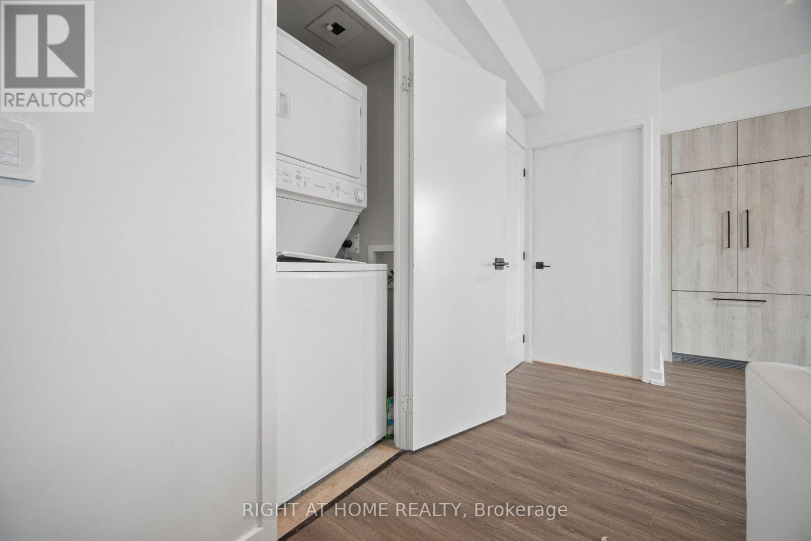 Lph01 - 21 Nelson Street, Toronto, Ontario M5V 3H9 - Photo 25 - C13635258