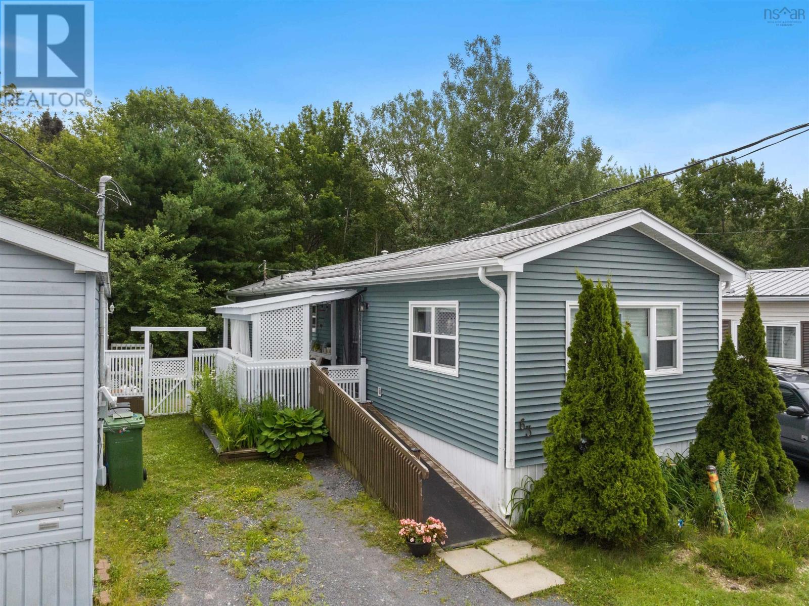 63 Bridget Avenue, Halifax, Nova Scotia  B3R 1H8 - Photo 2 - 202619505