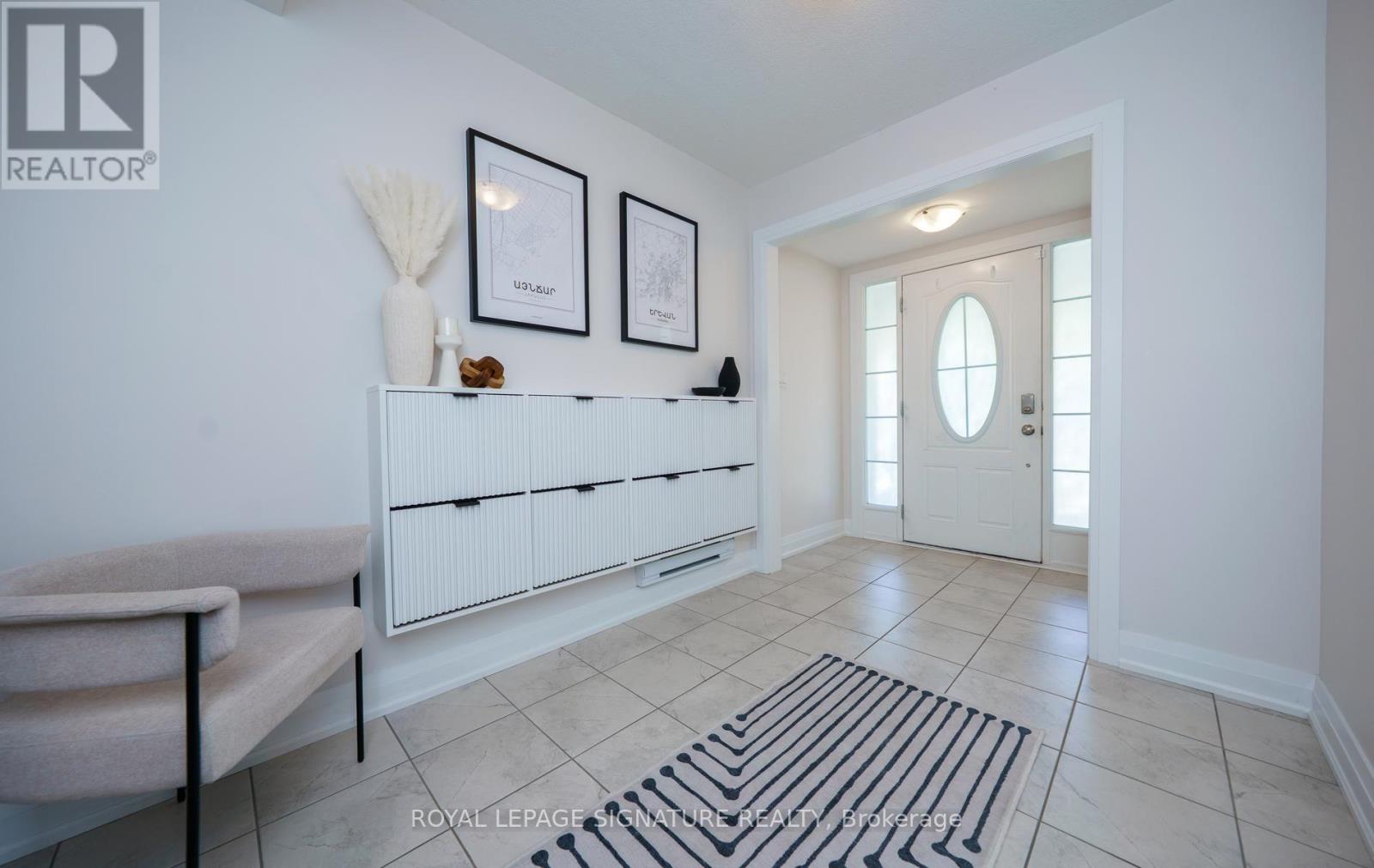 1085 Silk Street, Pickering, Ontario  L1X 0B8 - Photo 8 - E13635136