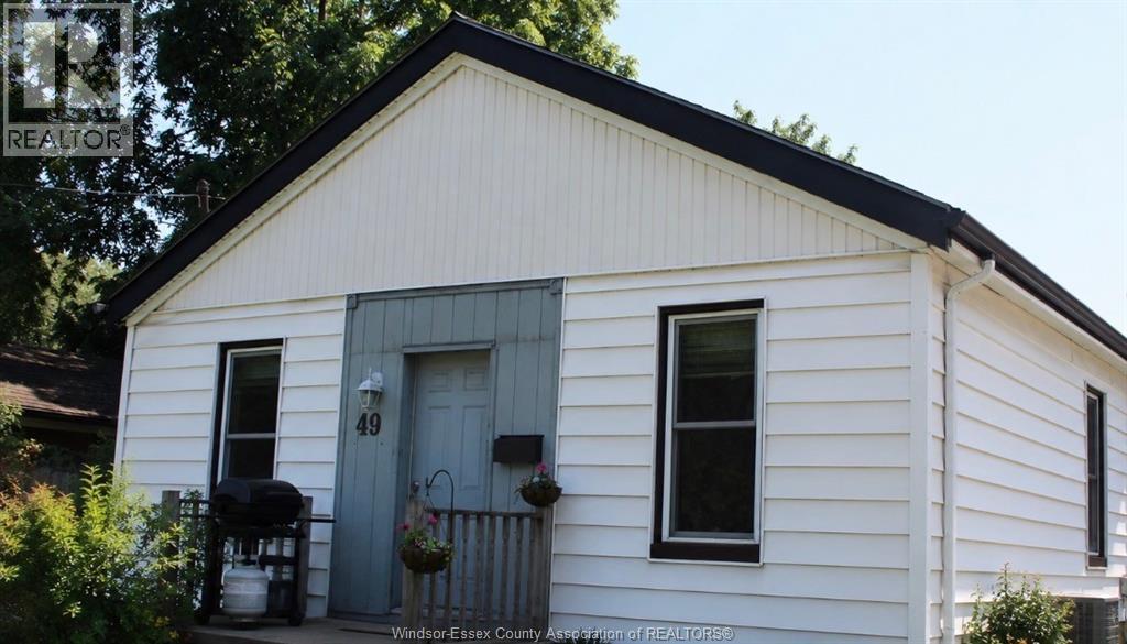 MLS# 26018769: 49 KENNEDY, Brantford, Canada