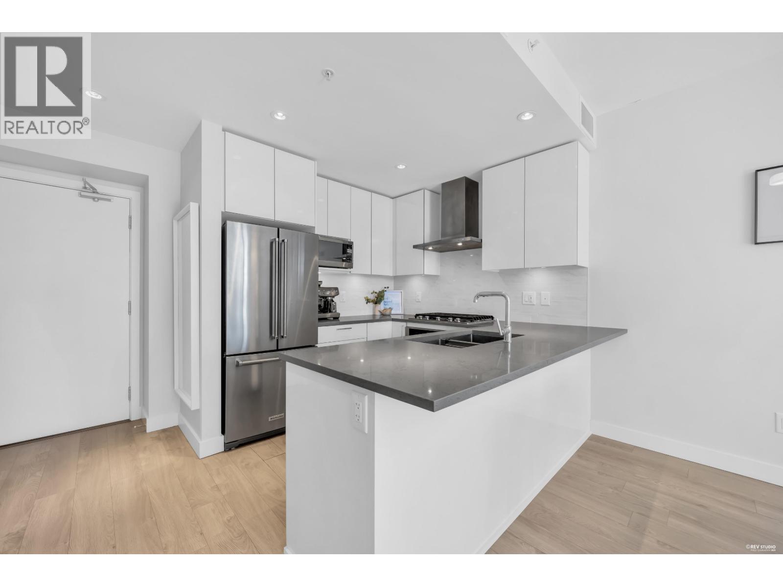 1701 1788 Gilmore Avenue, Burnaby, British Columbia  V5C 0L5 - Photo 3 - R3152097