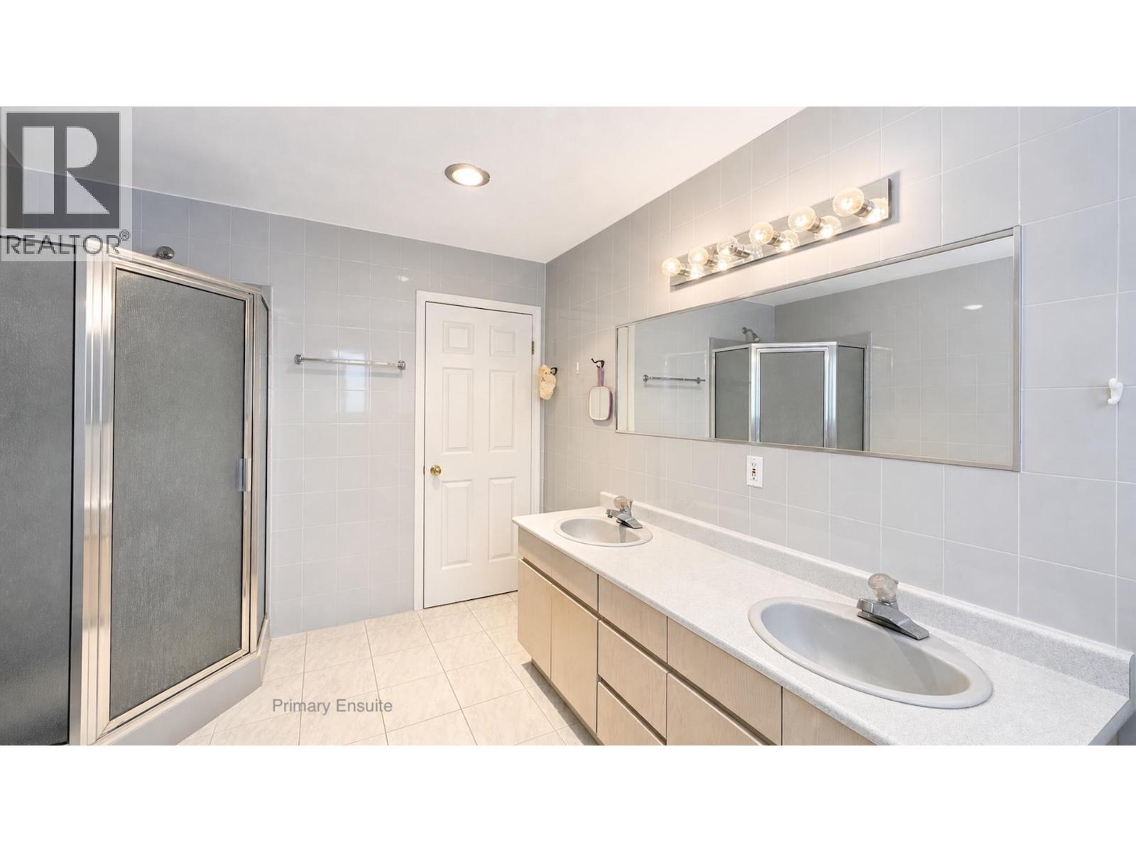 4925 Sidley Street, Burnaby, British Columbia  V5J 1T6 - Photo 14 - R3152090