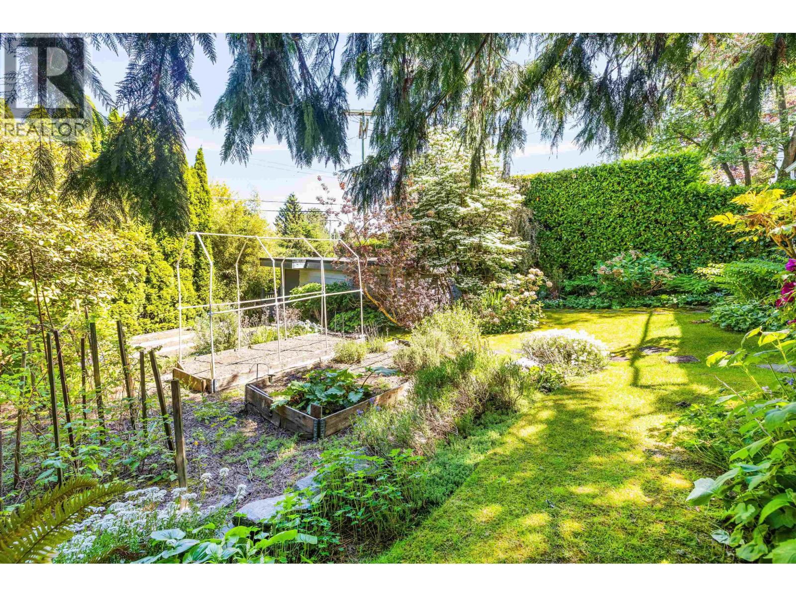 4888 Narvaez Drive, Vancouver, British Columbia V6L 2J2 - Photo 3 - R3152091