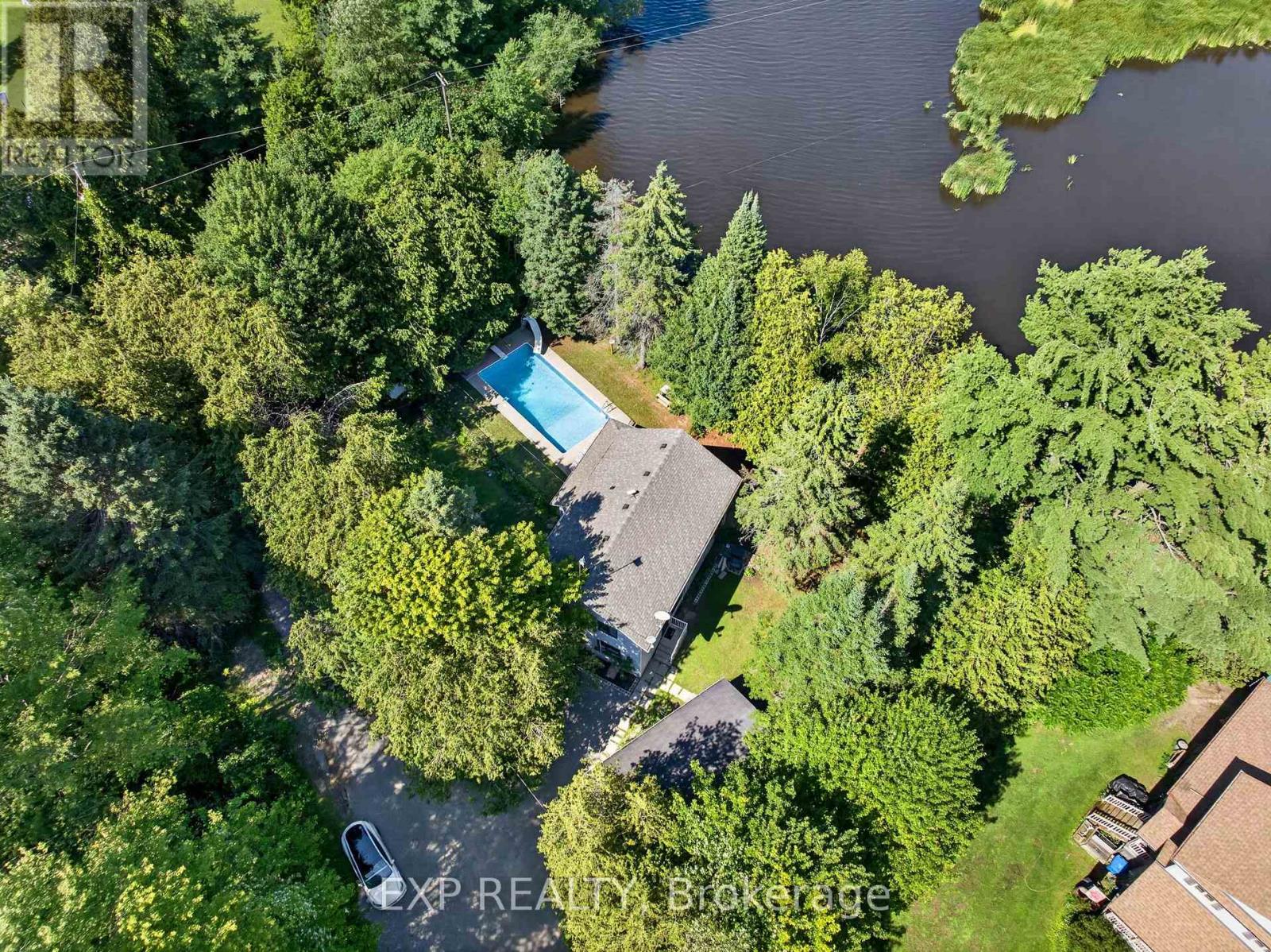 1 Aird Court, Georgina, Ontario  L0E 1A0 - Photo 1 - N13635126