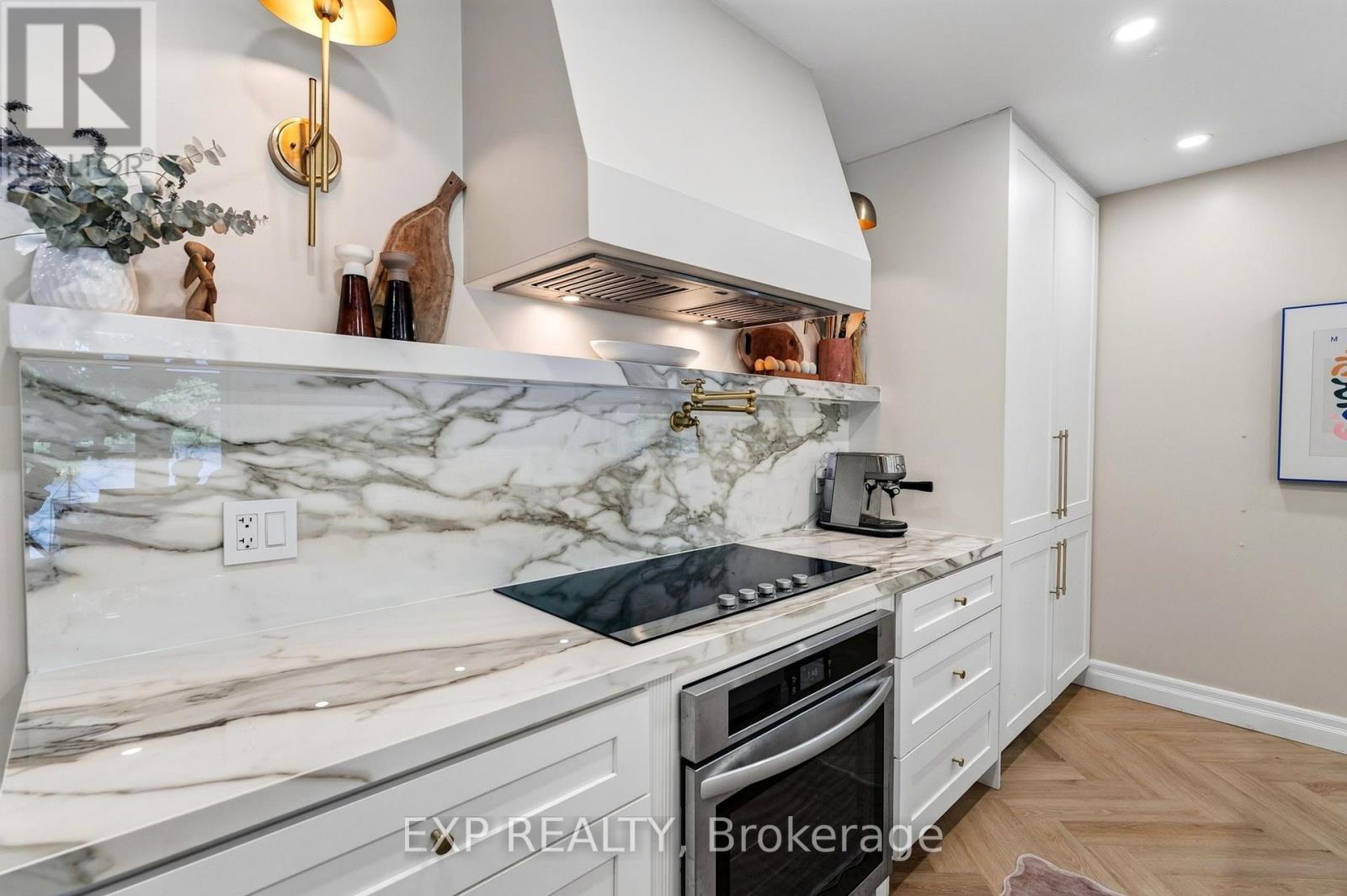 1 Aird Court, Georgina, Ontario  L0E 1A0 - Photo 15 - N13635126