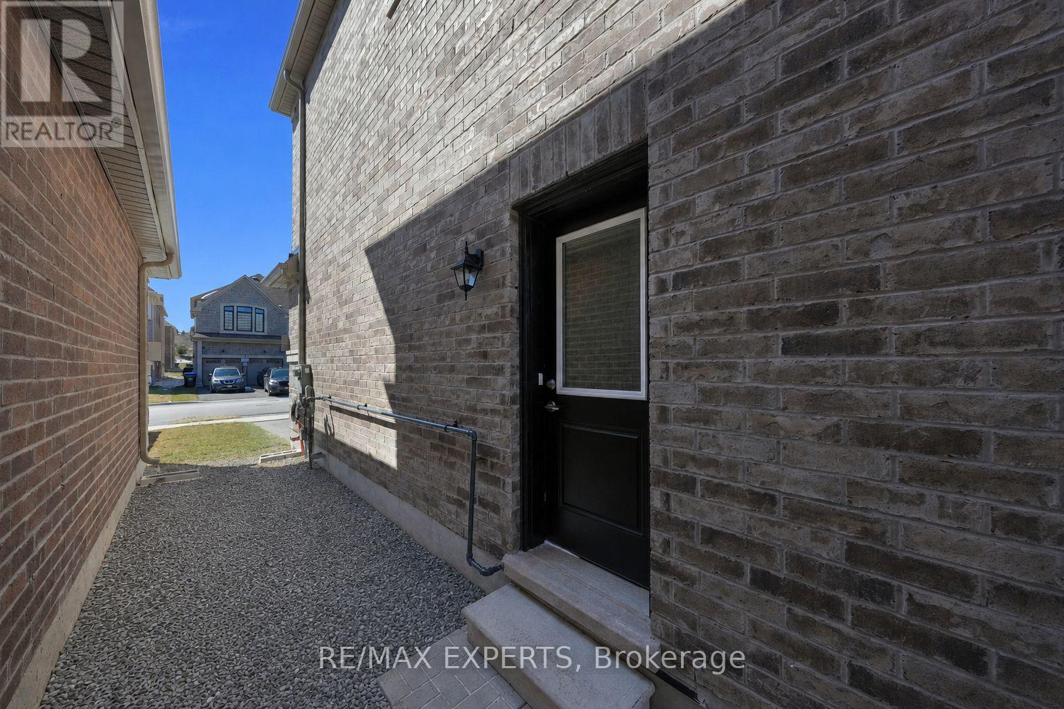 84 Culbert Road, Bradford West Gwillimbury (Bradford), Ontario  L3Z 4P4 - Photo 39 - N13635128