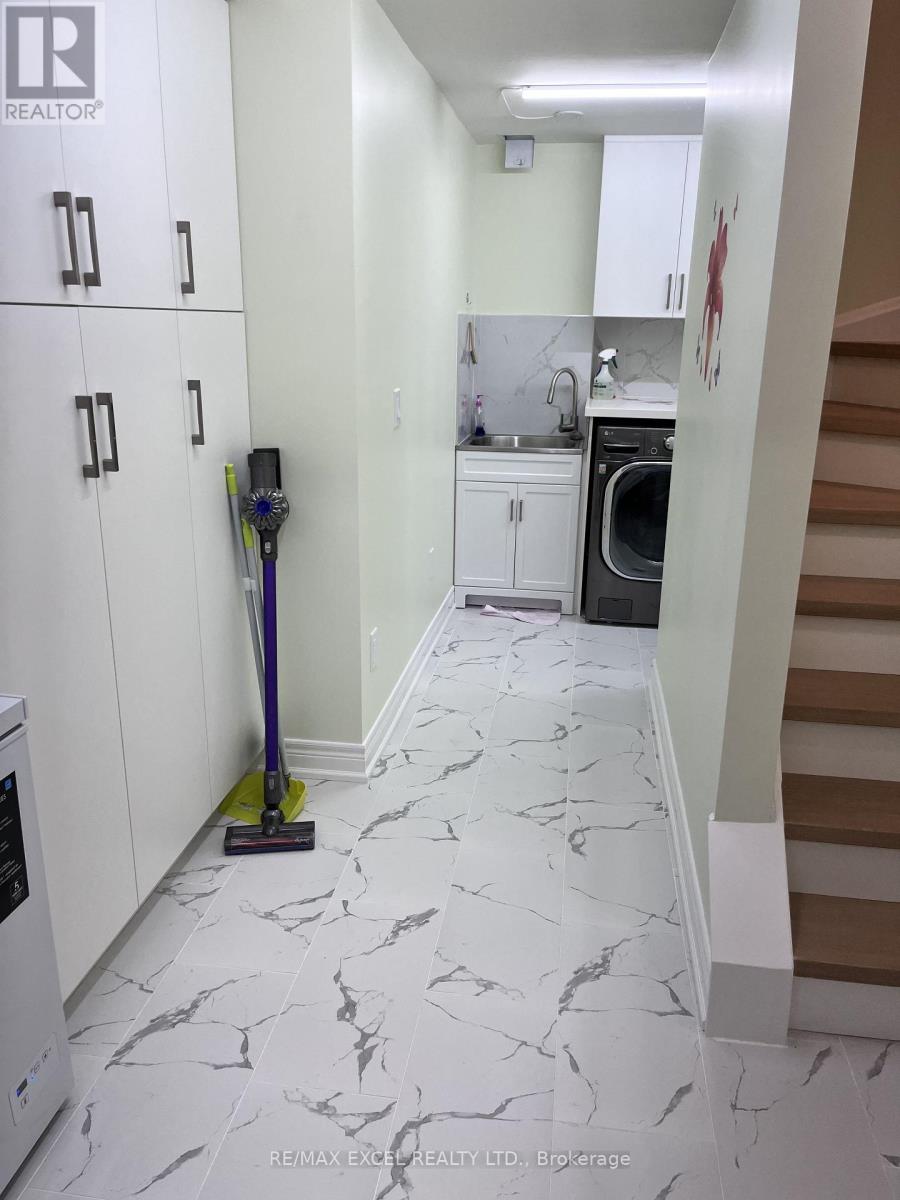Basement - 15 Leyburn Avenue, Richmond Hill, Ontario  L4C 0J6 - Photo 32 - N13635160