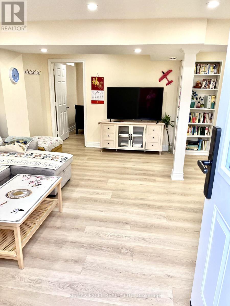 Basement - 15 Leyburn Avenue, Richmond Hill, Ontario  L4C 0J6 - Photo 6 - N13635160