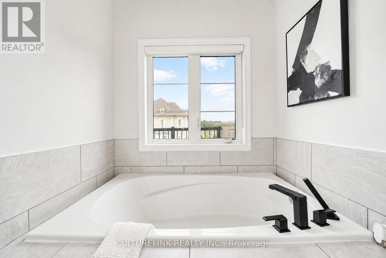37 Babington Gate, Vaughan, Ontario  L6A 5B3 - Photo 19 - N13635180
