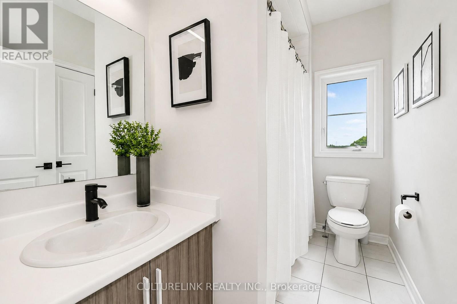 37 Babington Gate, Vaughan, Ontario  L6A 5B3 - Photo 23 - N13635180