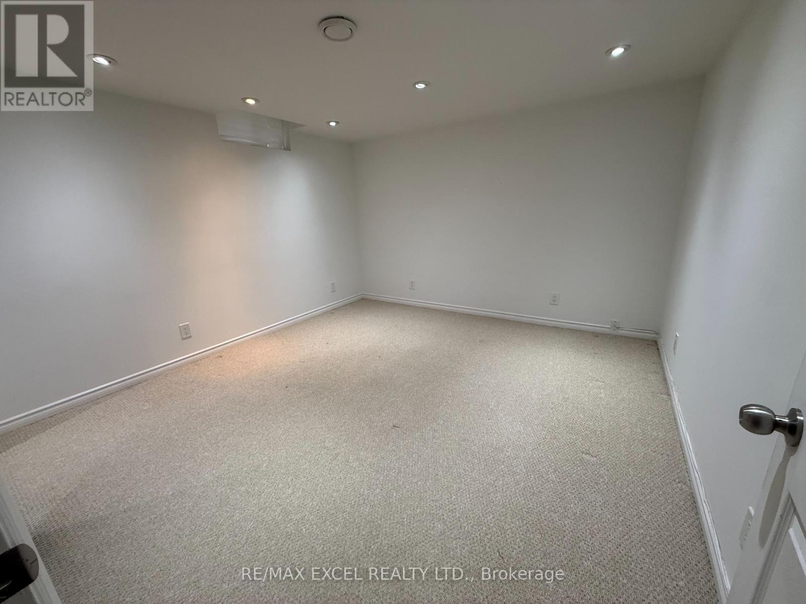 Lower - 197 Lancaster Avenue, Newmarket, Ontario  L3Y 5X1 - Photo 9 - N13635194