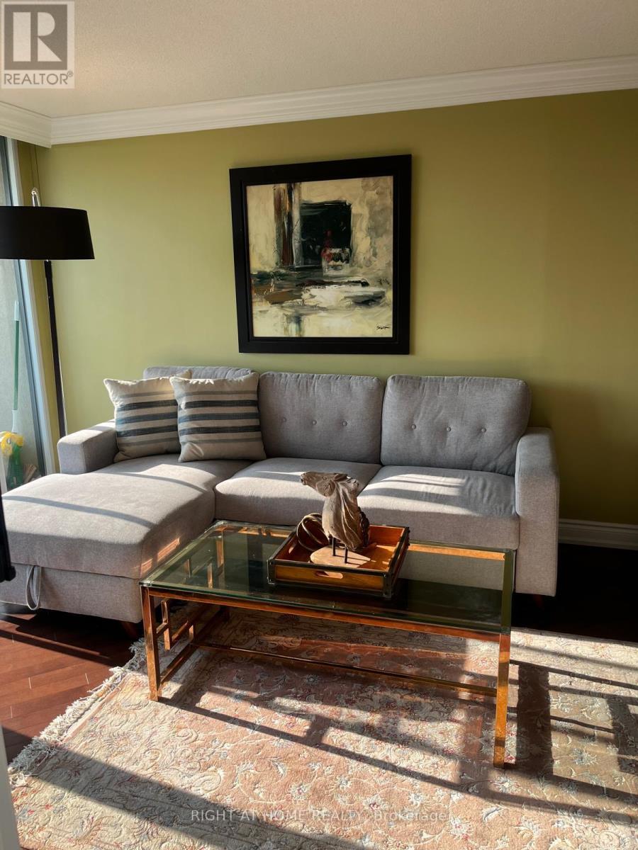 901 - 330 Red Maple Road W, Richmond Hill, Ontario  L4C 0T6 - Photo 11 - N13635202