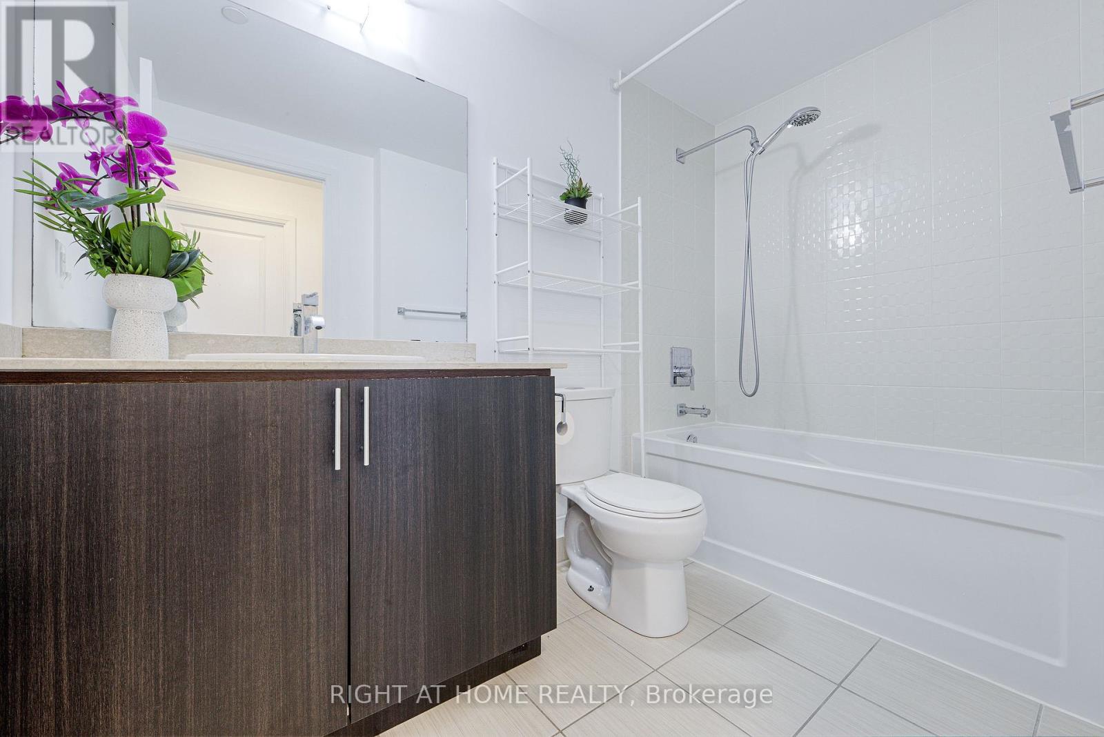 2203 - 7171 Yonge Street, Markham, Ontario  L3T 0C5 - Photo 10 - N13635210