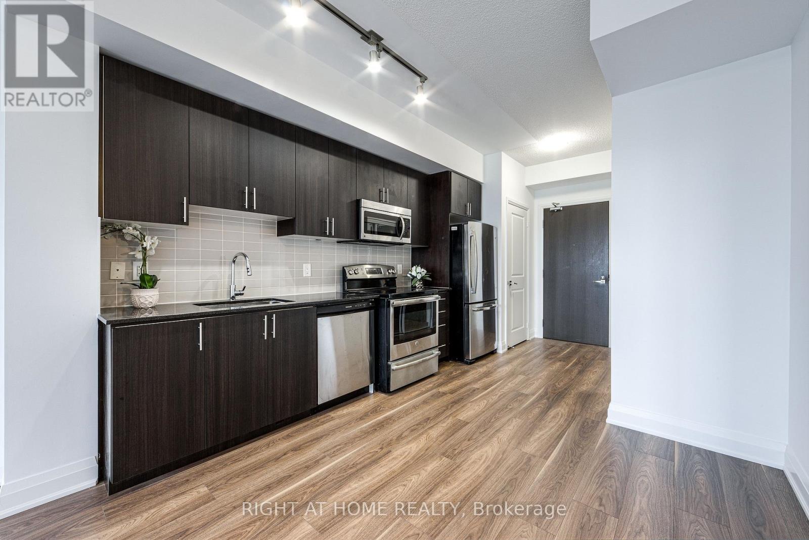 2203 - 7171 Yonge Street, Markham, Ontario  L3T 0C5 - Photo 6 - N13635210