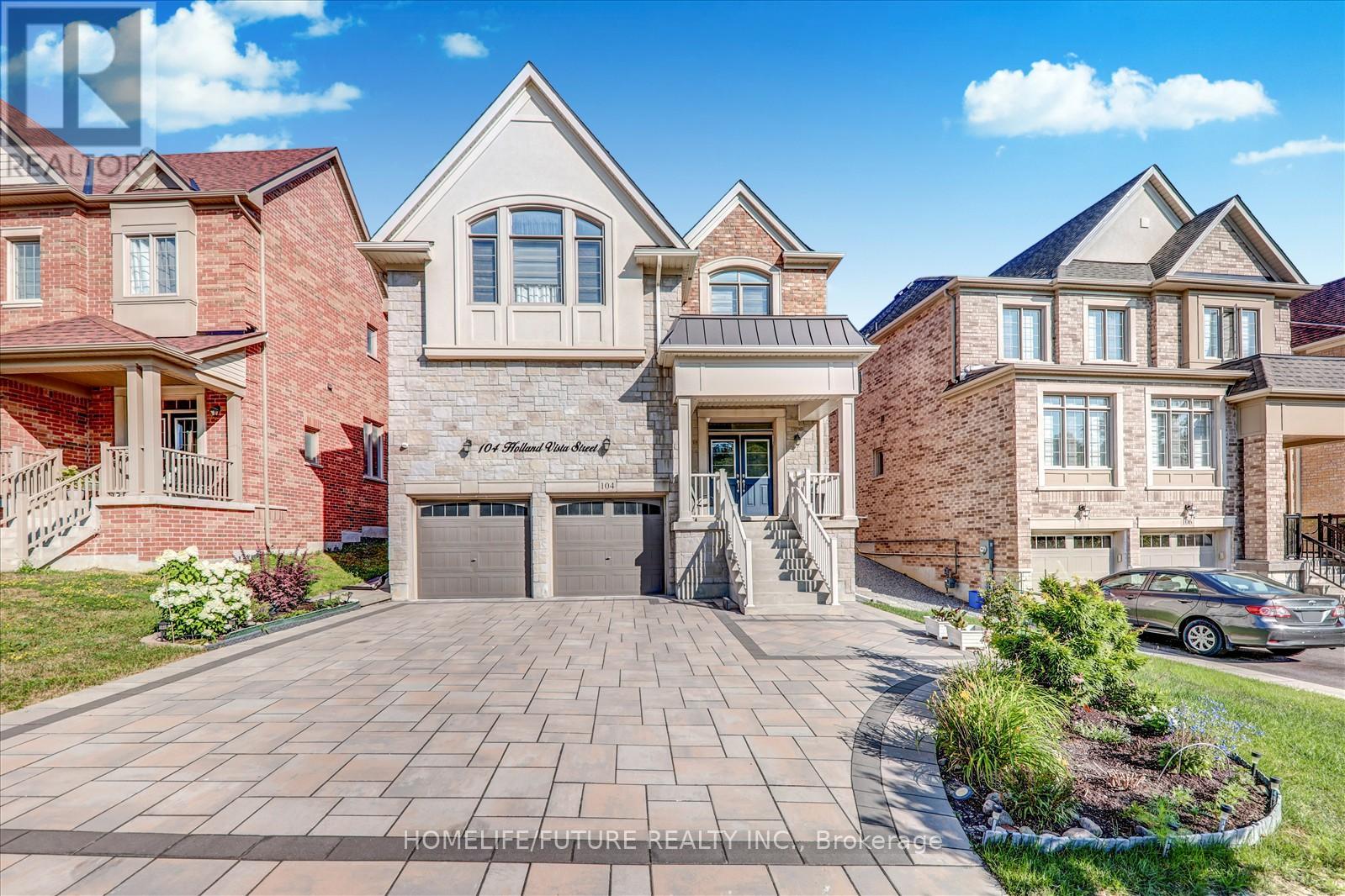 104 Holland Vista Street, East Gwillimbury, Ontario  L9N 0T4 - Photo 1 - N13635260