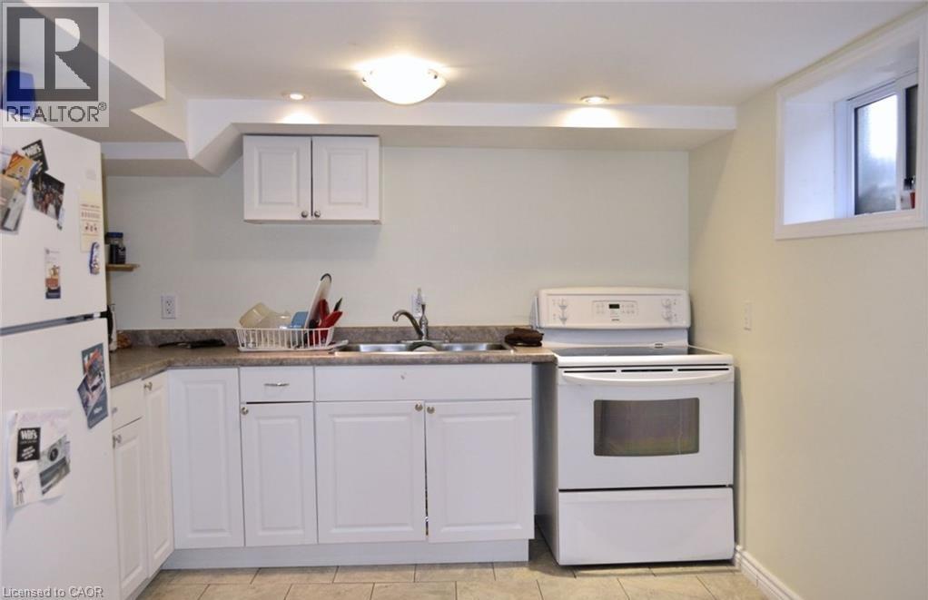 461 Victoria Street S Unit# B, Kitchener, Ontario  N2M 3A6 - Photo 4 - 40853143