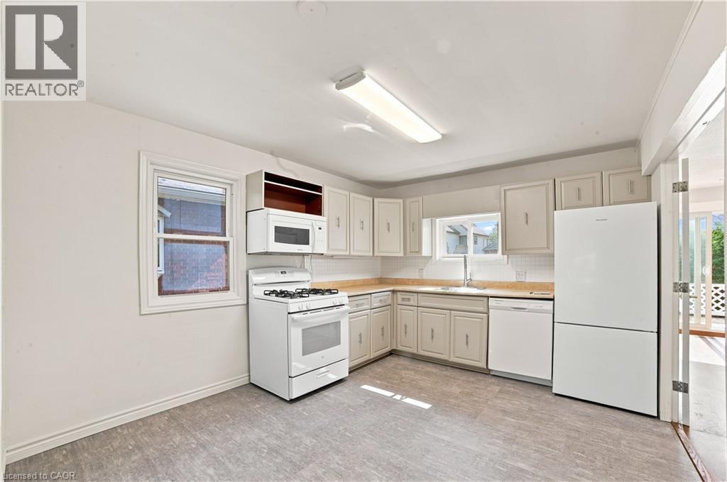 156 Tragina Avenue N, Hamilton, Ontario  L8H 5C8 - Photo 13 - 40852843