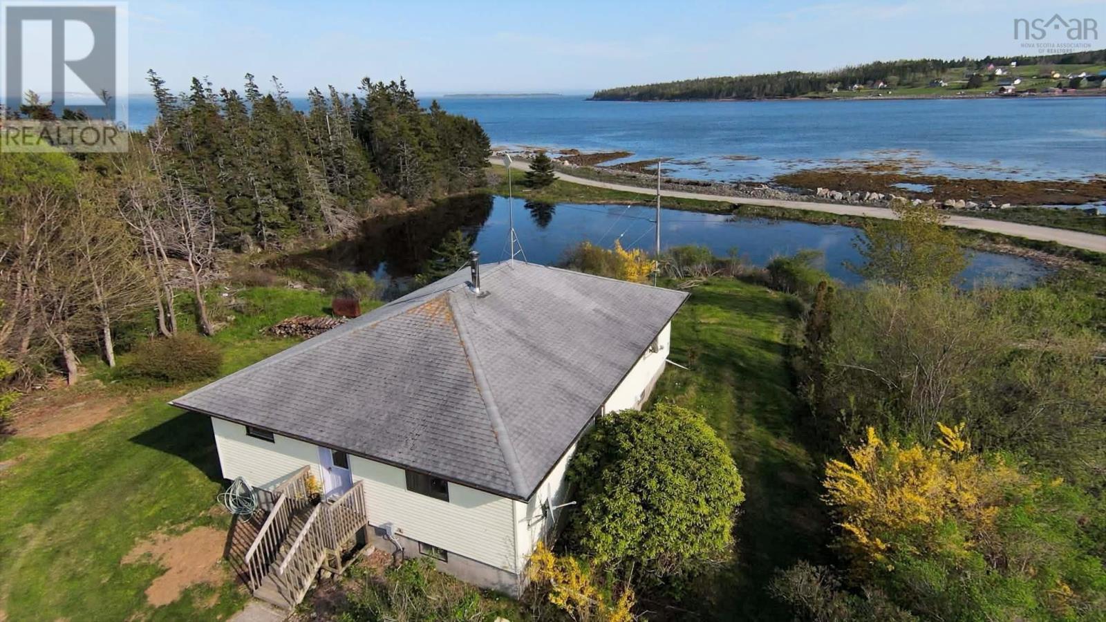 149 South East Cove Road, Big Tancook Island, Nova Scotia  B0J 3G0 - Photo 2 - 202612287