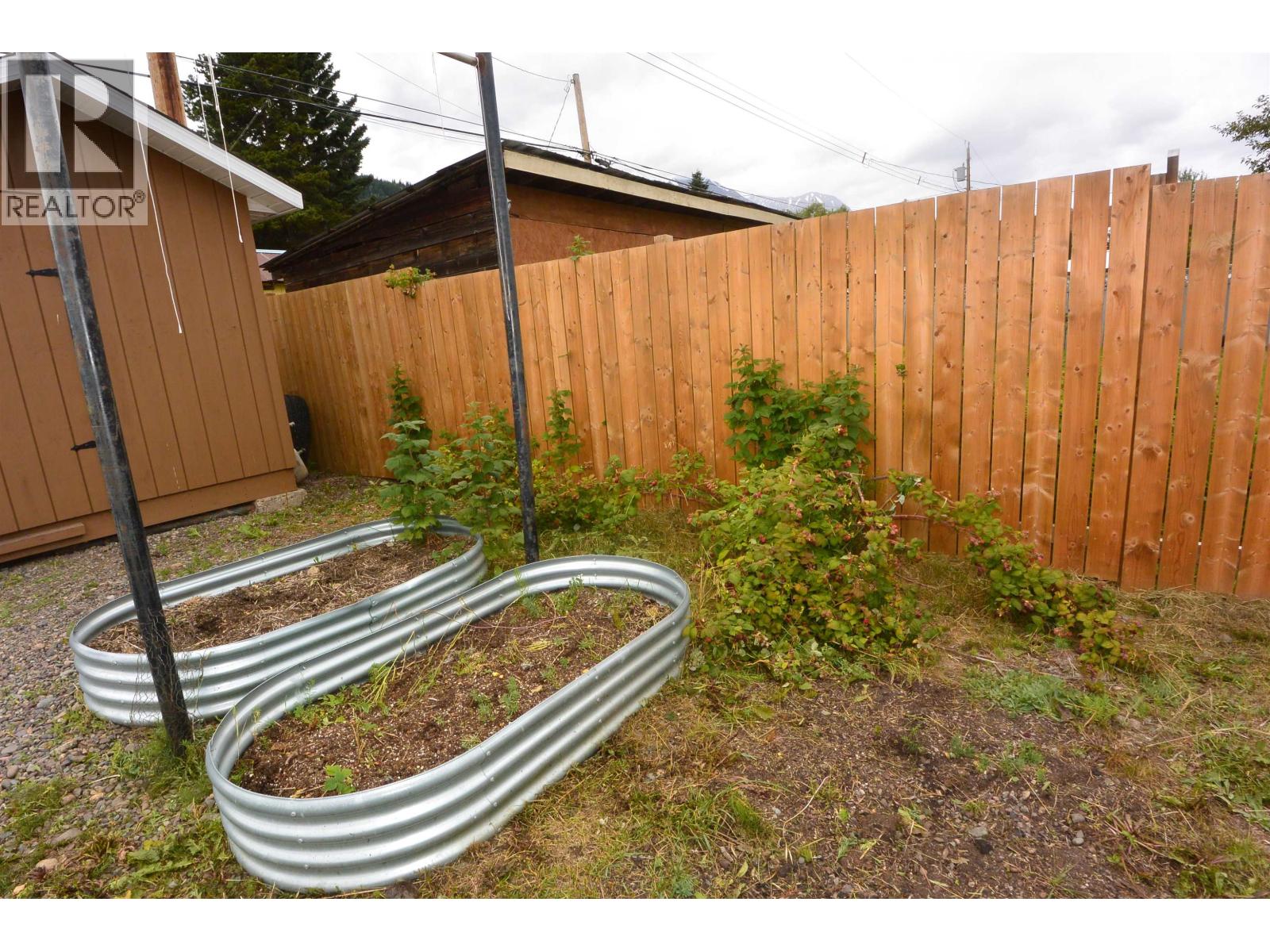 3615 Alfred Avenue, Smithers, British Columbia  V0J 2N0 - Photo 35 - R3151506