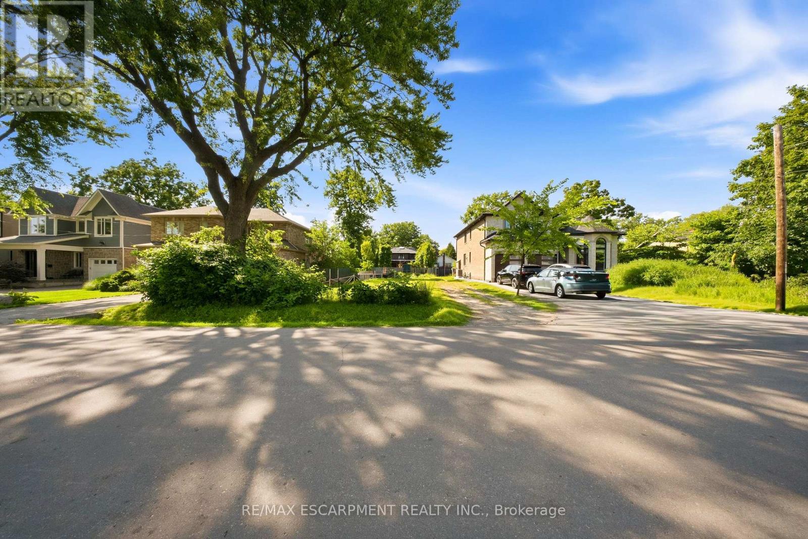 75 Troy Street, Mississauga, Ontario  L5G 1S6 - Photo 5 - W13635130