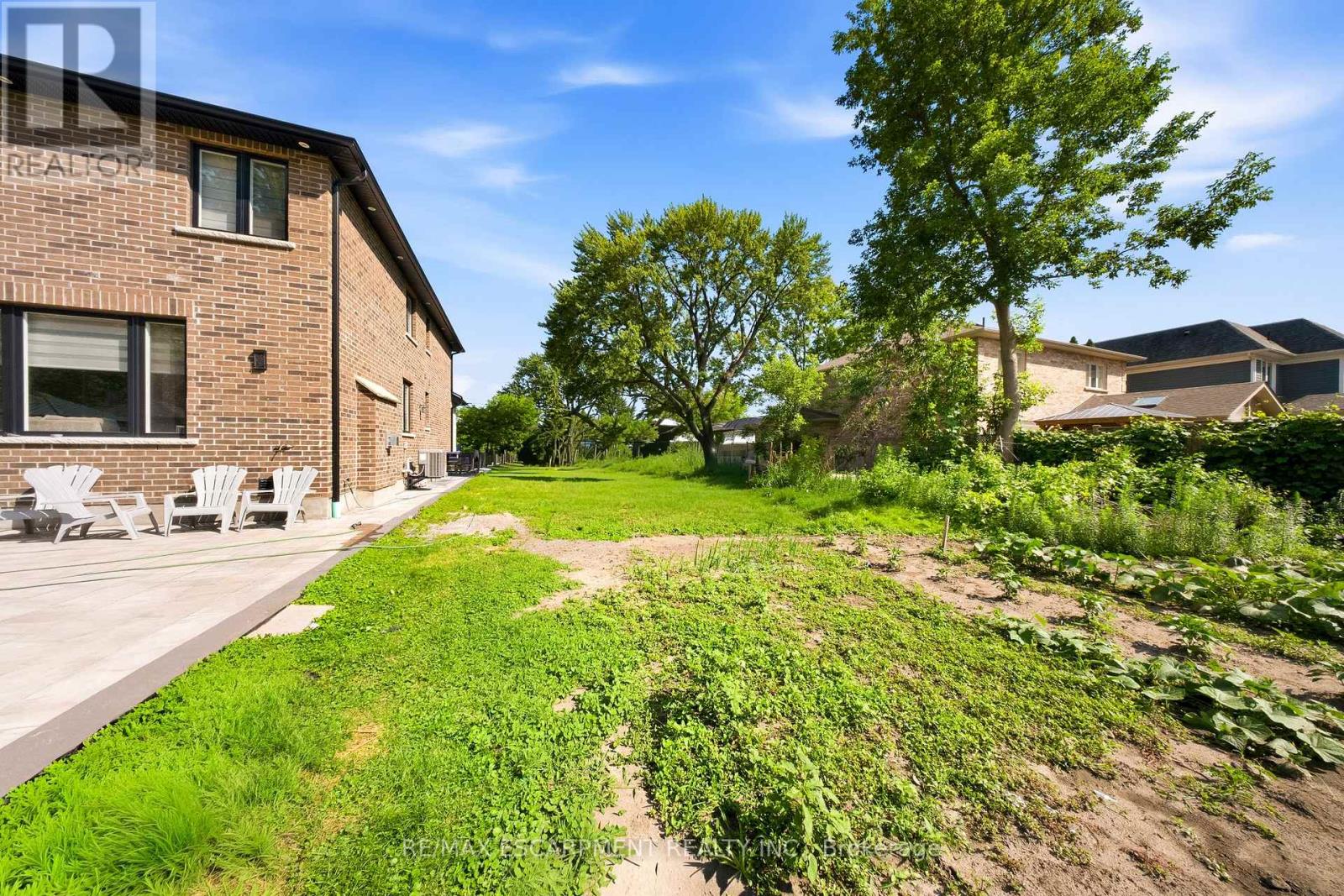 75 Troy Street, Mississauga, Ontario  L5G 1S6 - Photo 9 - W13635130