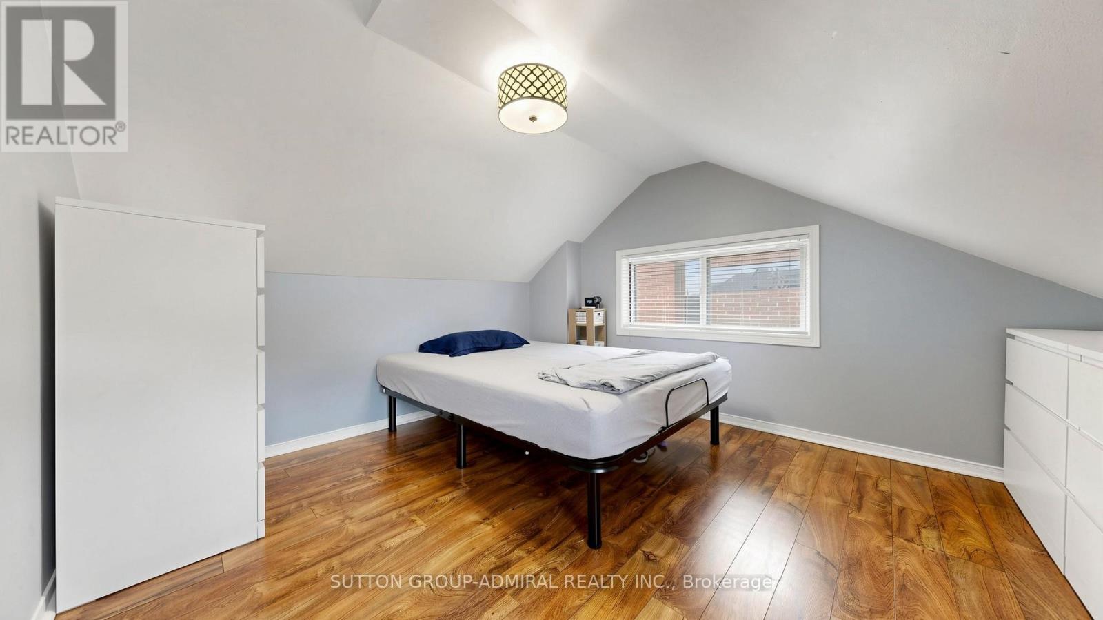 75 Rockcliffe Boulevard, Toronto, Ontario  M6N 4R4 - Photo 16 - W13635156