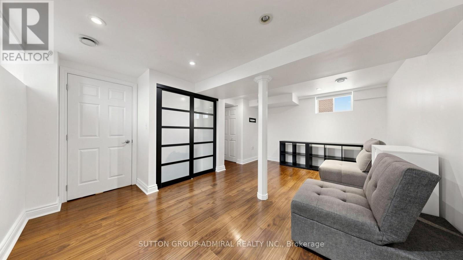 75 Rockcliffe Boulevard, Toronto, Ontario  M6N 4R4 - Photo 20 - W13635156