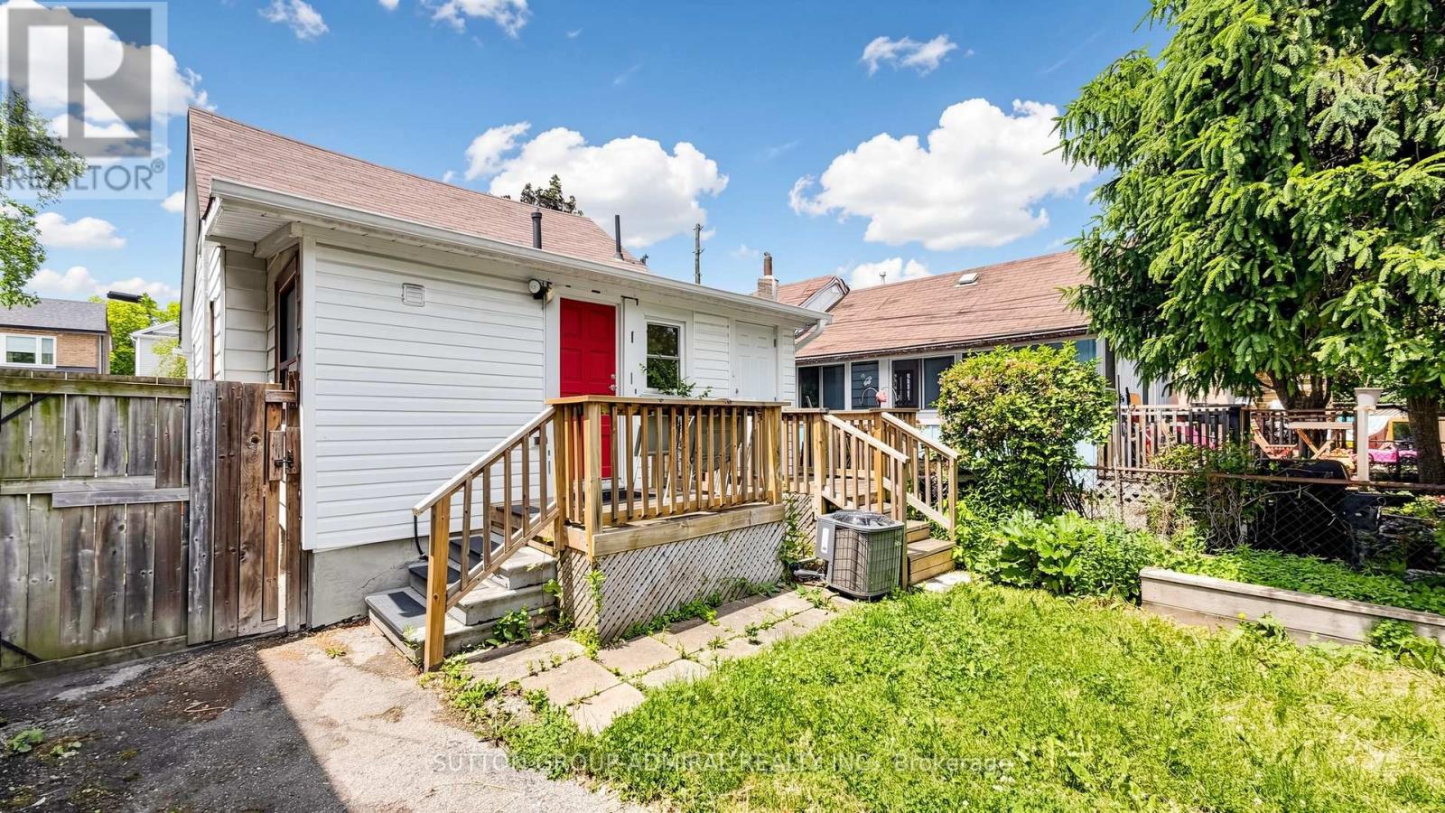 75 Rockcliffe Boulevard, Toronto, Ontario  M6N 4R4 - Photo 28 - W13635156