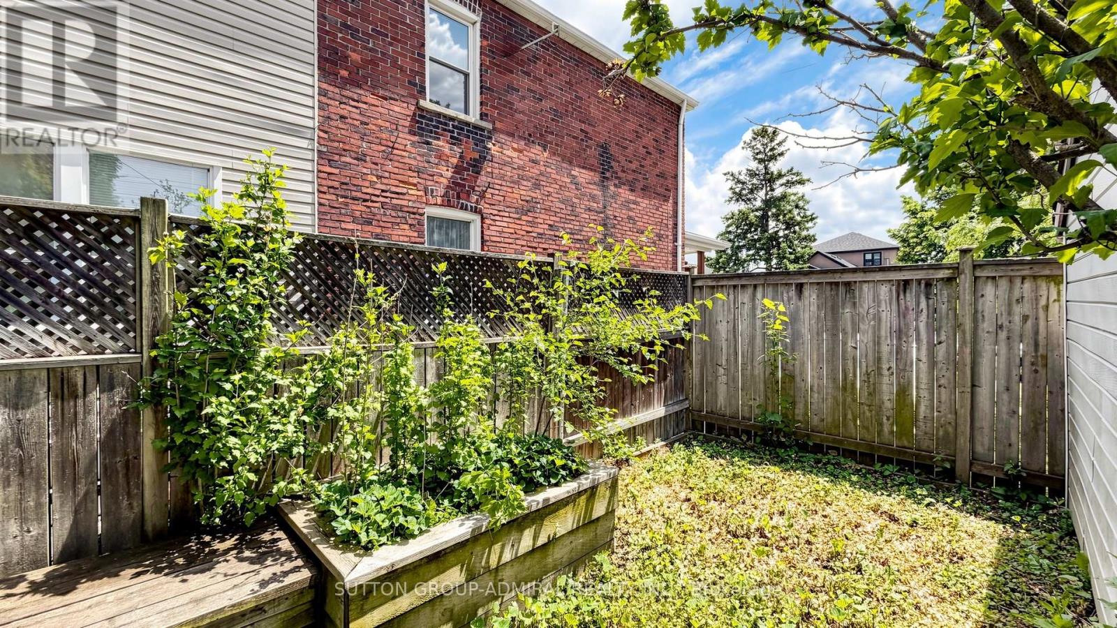 75 Rockcliffe Boulevard, Toronto, Ontario  M6N 4R4 - Photo 31 - W13635156