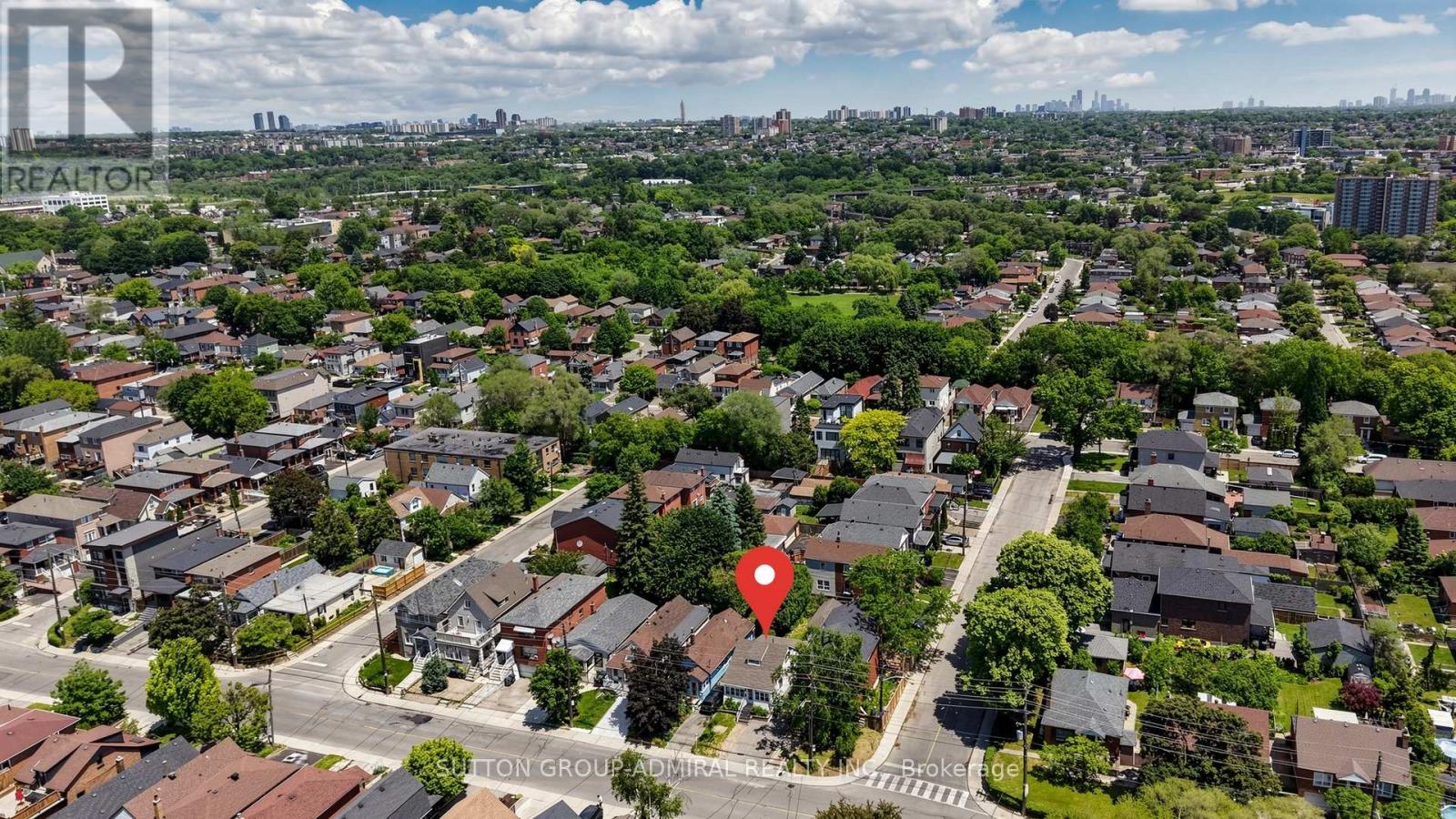 75 Rockcliffe Boulevard, Toronto, Ontario  M6N 4R4 - Photo 38 - W13635156