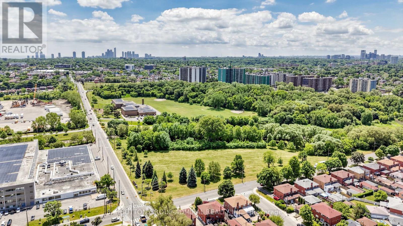 75 Rockcliffe Boulevard, Toronto, Ontario  M6N 4R4 - Photo 46 - W13635156