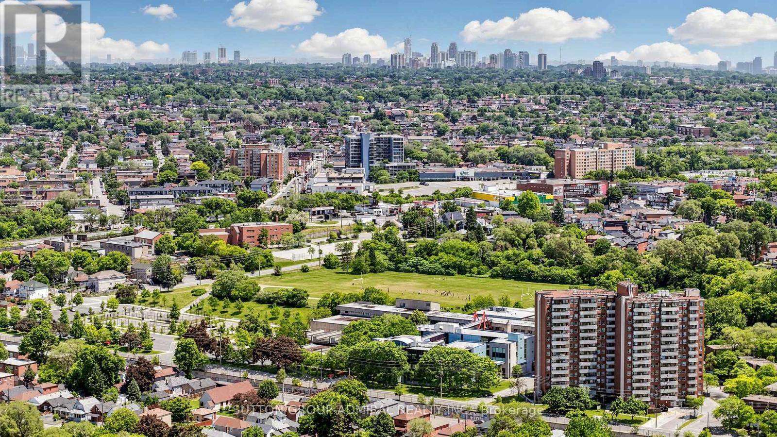 75 Rockcliffe Boulevard, Toronto, Ontario  M6N 4R4 - Photo 48 - W13635156