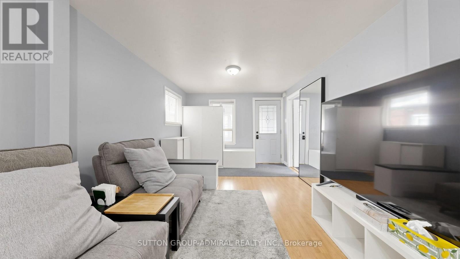 75 Rockcliffe Boulevard, Toronto, Ontario  M6N 4R4 - Photo 7 - W13635156