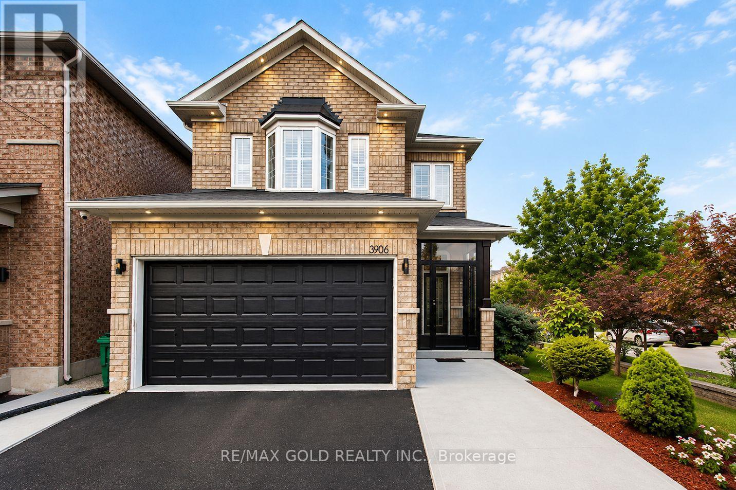 3906 Passway Road, Mississauga, Ontario  L5N 8P1 - Photo 1 - W13635214