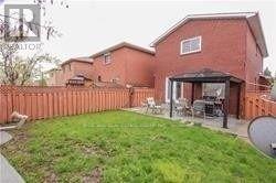 9 Salem Court, Brampton, Ontario  L6V 4J8 - Photo 15 - W13635218