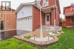 9 Salem Court, Brampton, Ontario  L6V 4J8 - Photo 2 - W13635218