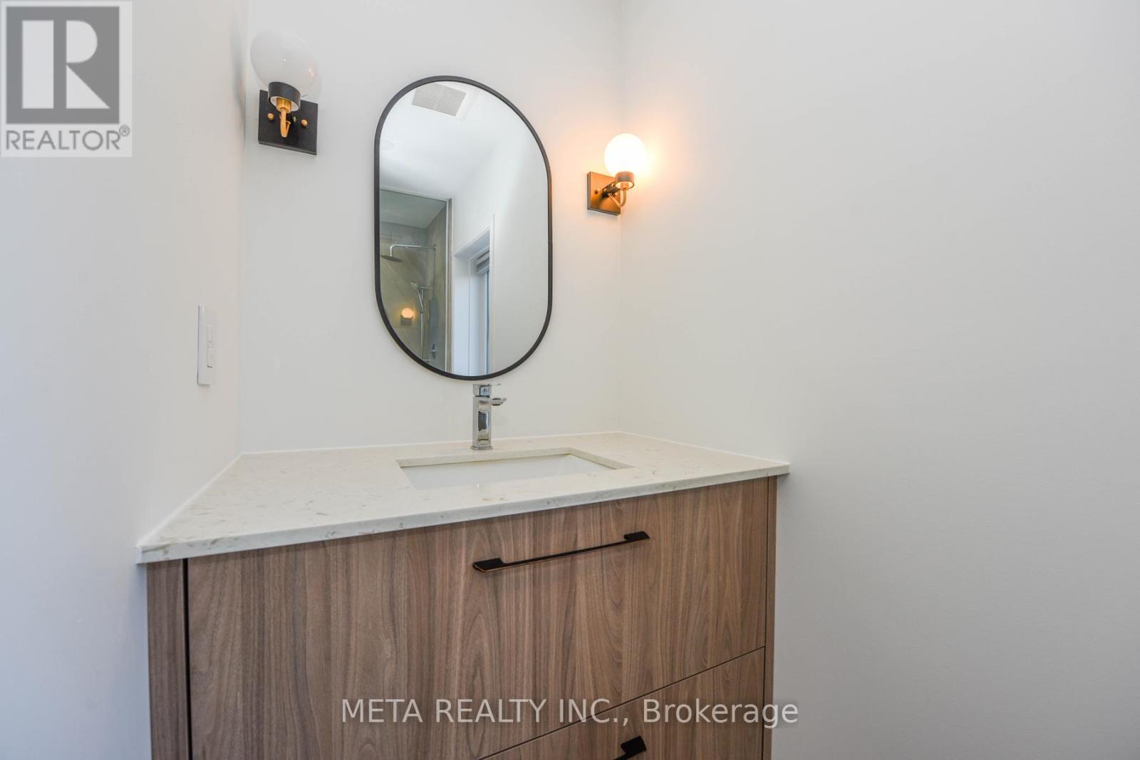 28 Connorvale Avenue, Toronto, Ontario  M8W 4A1 - Photo 13 - W13635230