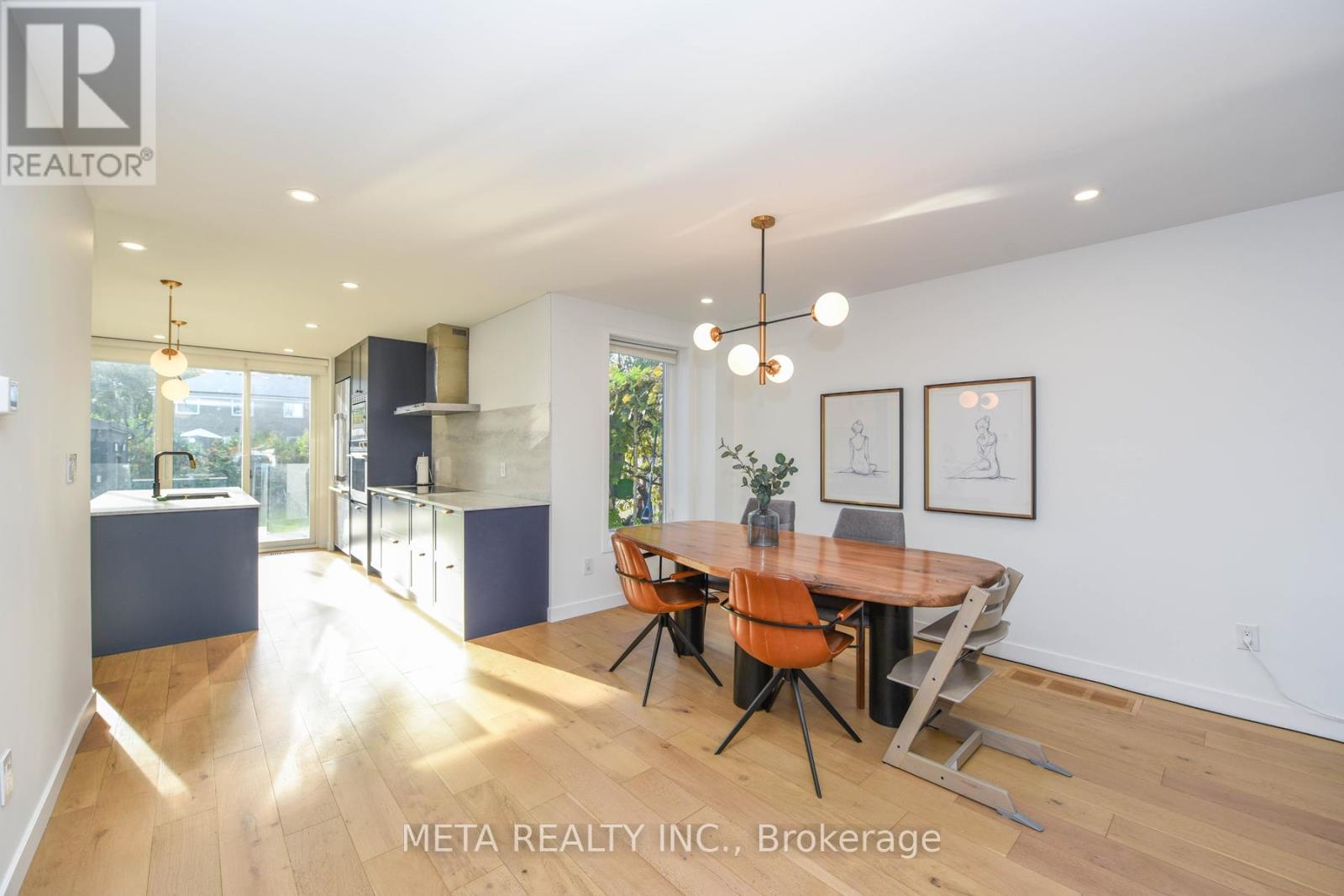 28 Connorvale Avenue, Toronto, Ontario  M8W 4A1 - Photo 5 - W13635230
