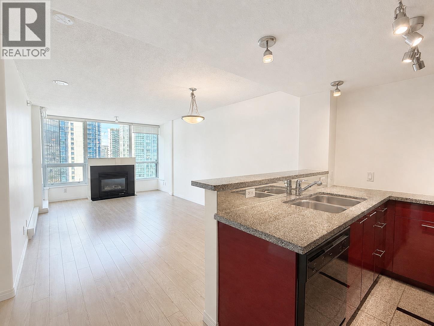 1903 1328 W Pender Street, Vancouver, British Columbia  V6E 4T1 - Photo 3 - R3152135