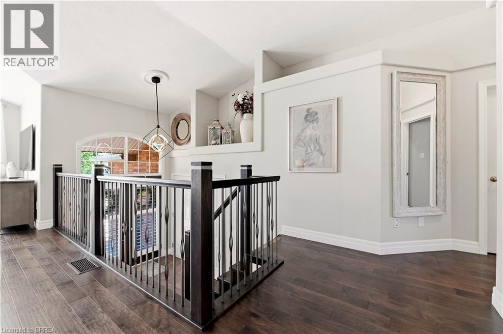 47 Deerpark Avenue, Brantford, Ontario  N3R 8B1 - Photo 7 - 40852378