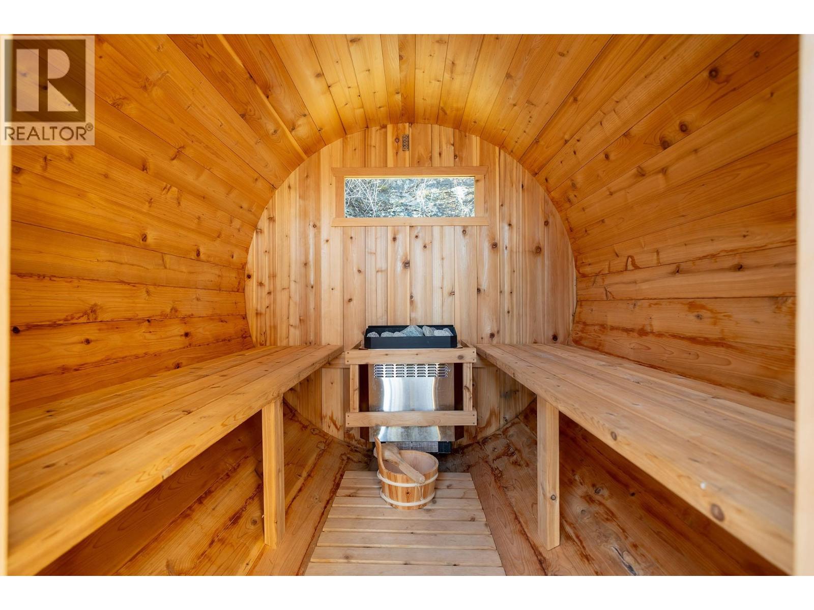 242 Shore Lane, Bowen Island, British Columbia  V0N 1G2 - Photo 31 - R3139428