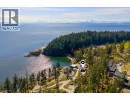 242 SHORE LANE, Bowen Island, British Columbia