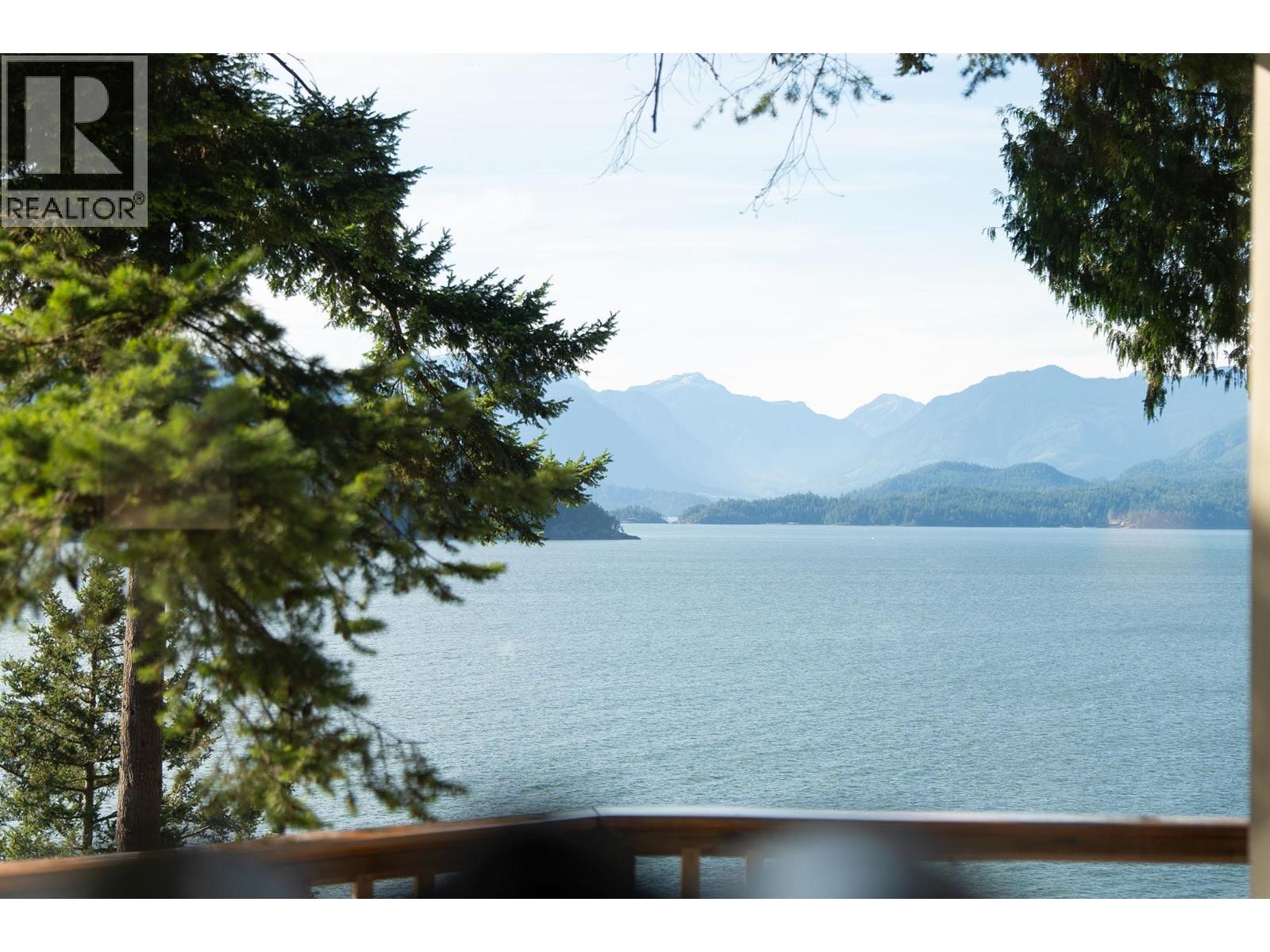 990 Windjammer Road, Bowen Island, British Columbia  V0N 1G2 - Photo 4 - R3141428