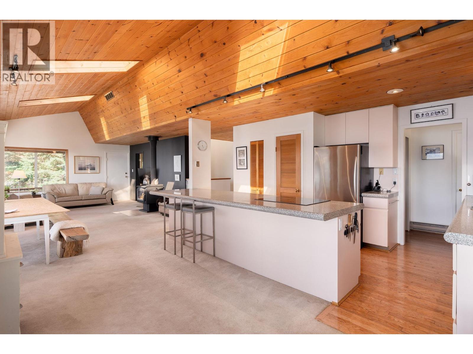 990 Windjammer Road, Bowen Island, British Columbia  V0N 1G2 - Photo 12 - R3141428