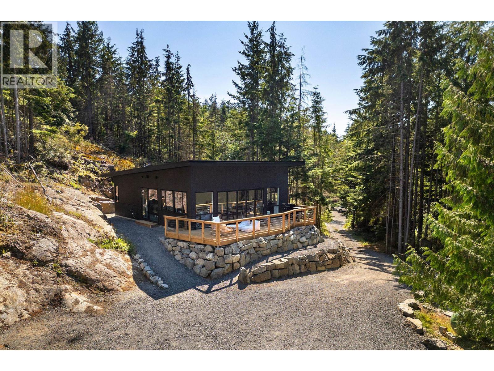 1290 Cowan Point Drive, Bowen Island, British Columbia  V0N 1G2 - Photo 3 - R3145578